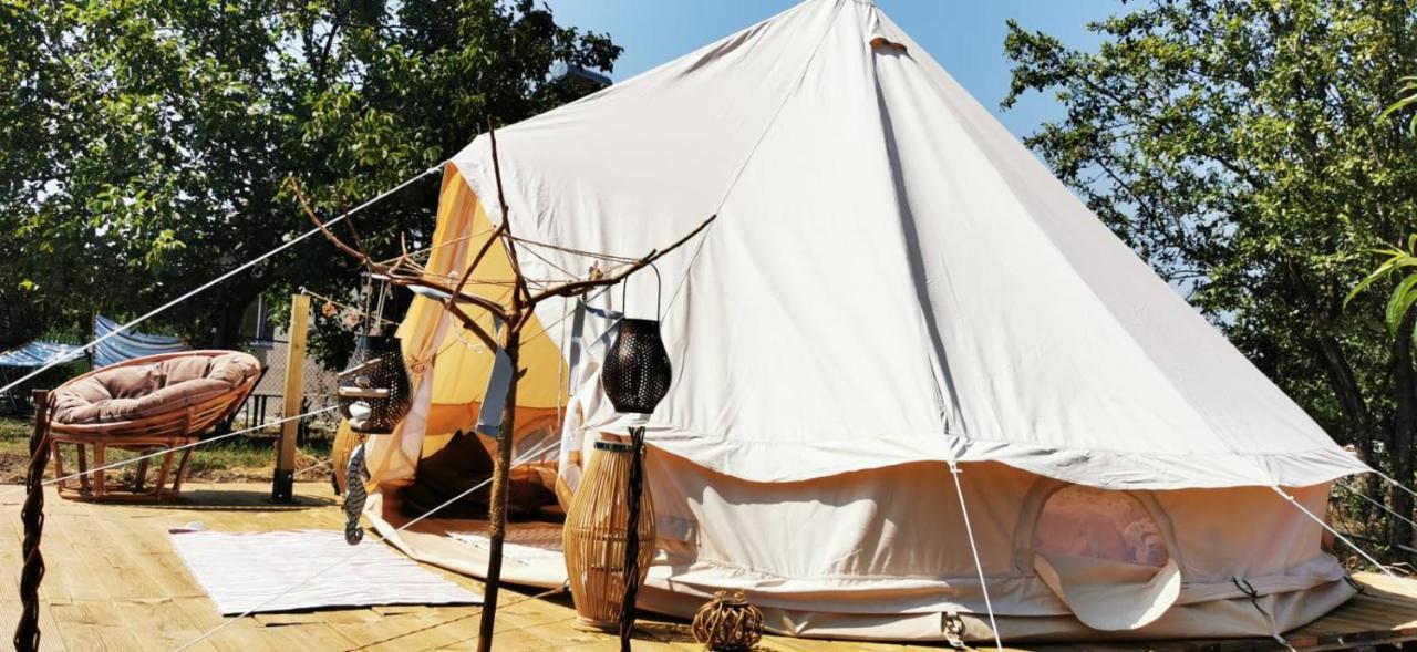 Luna Glamping Тузла Екстериор снимка