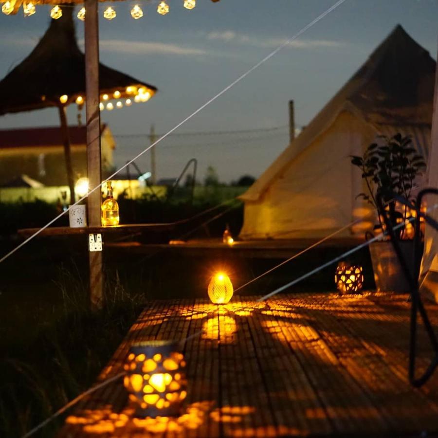 Luna Glamping Тузла Екстериор снимка