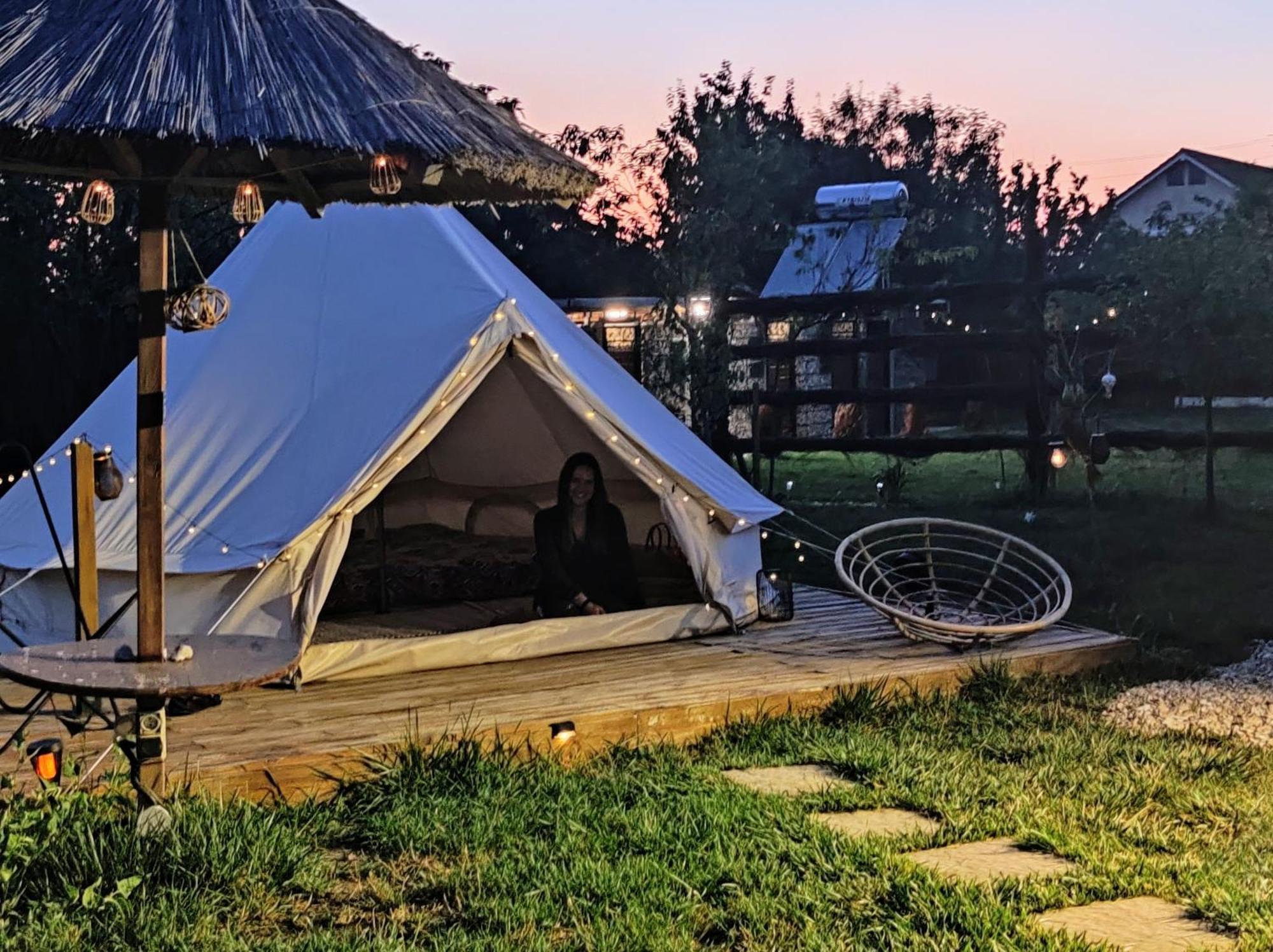 Luna Glamping Тузла Екстериор снимка